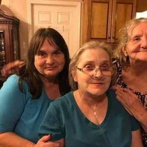 Meet your Posher, Patricia